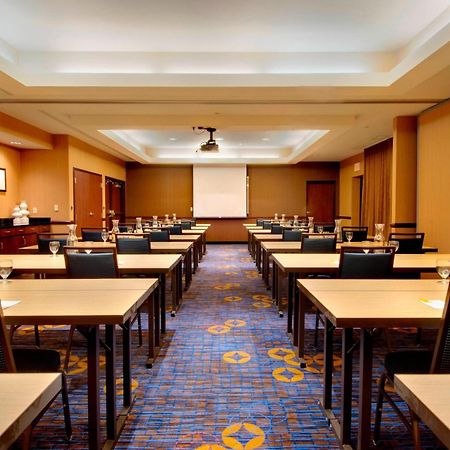 Courtyard By Marriott Madison East Otel Dış mekan fotoğraf